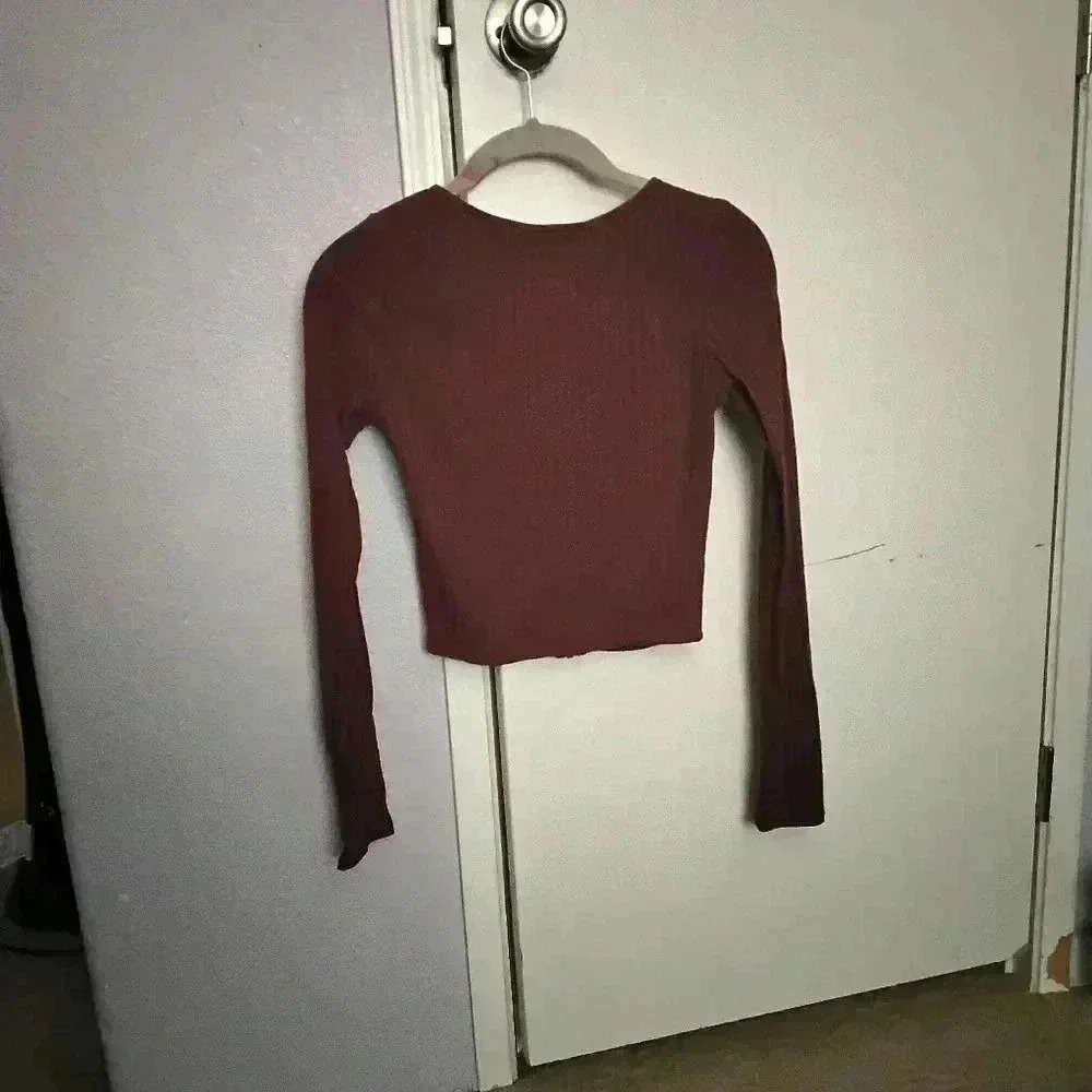 Nollie Pacsun Cropped Top Size S NWT - Picture 2 of 3